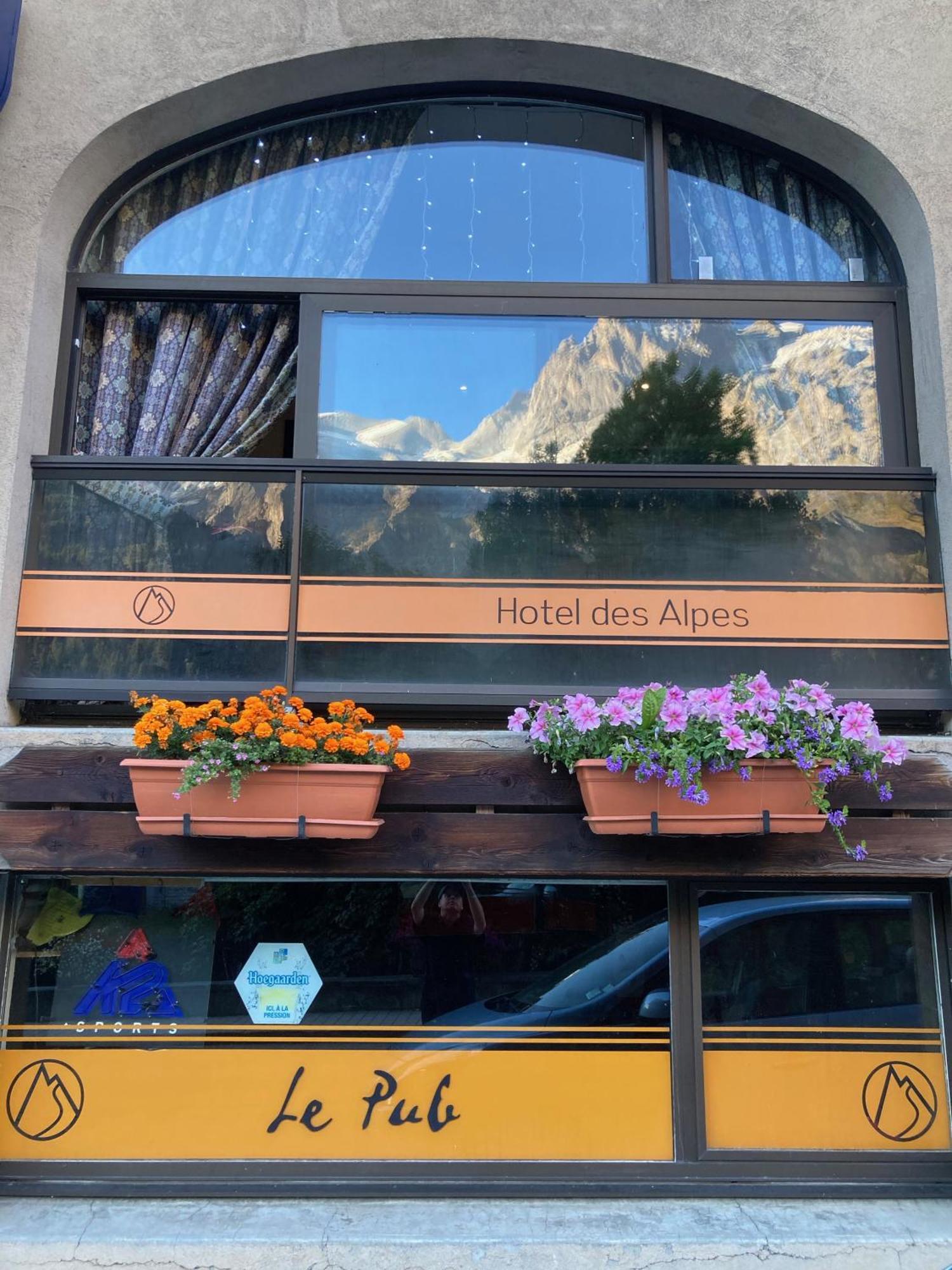 Hotel Des Alpes - Skiers & Bikers Lodge Ла-Грав Экстерьер фото